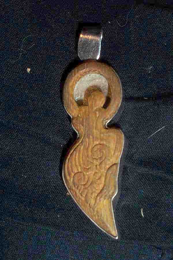 HARDWOOD & SILVER GODDESS